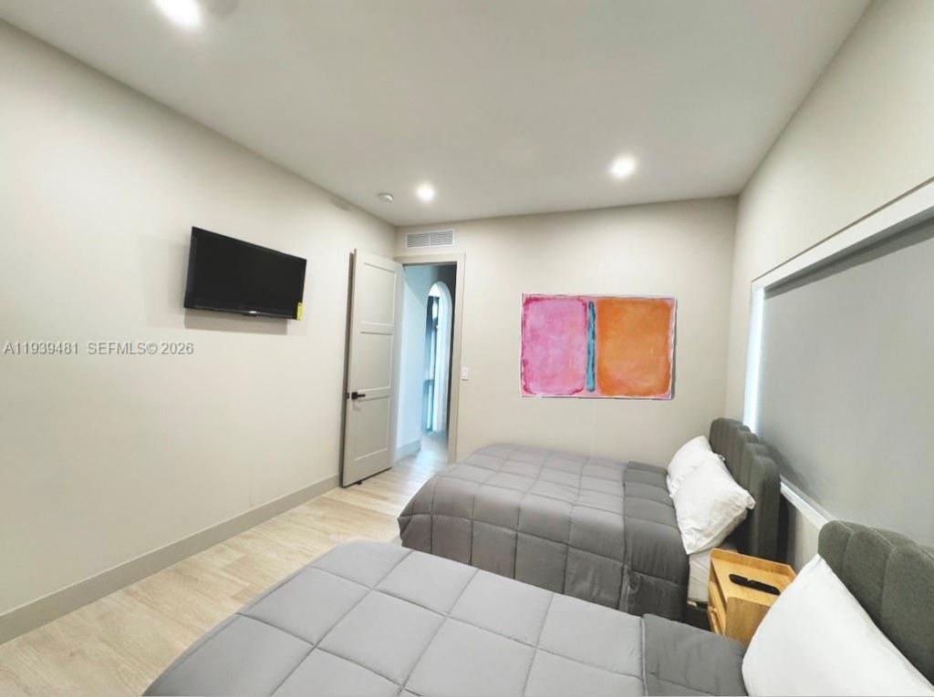 2975 SW 15th St , Miami, FL 33145 Photo