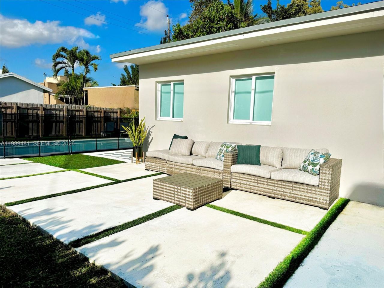 2975 SW 15th St , Miami, FL 33145 Photo