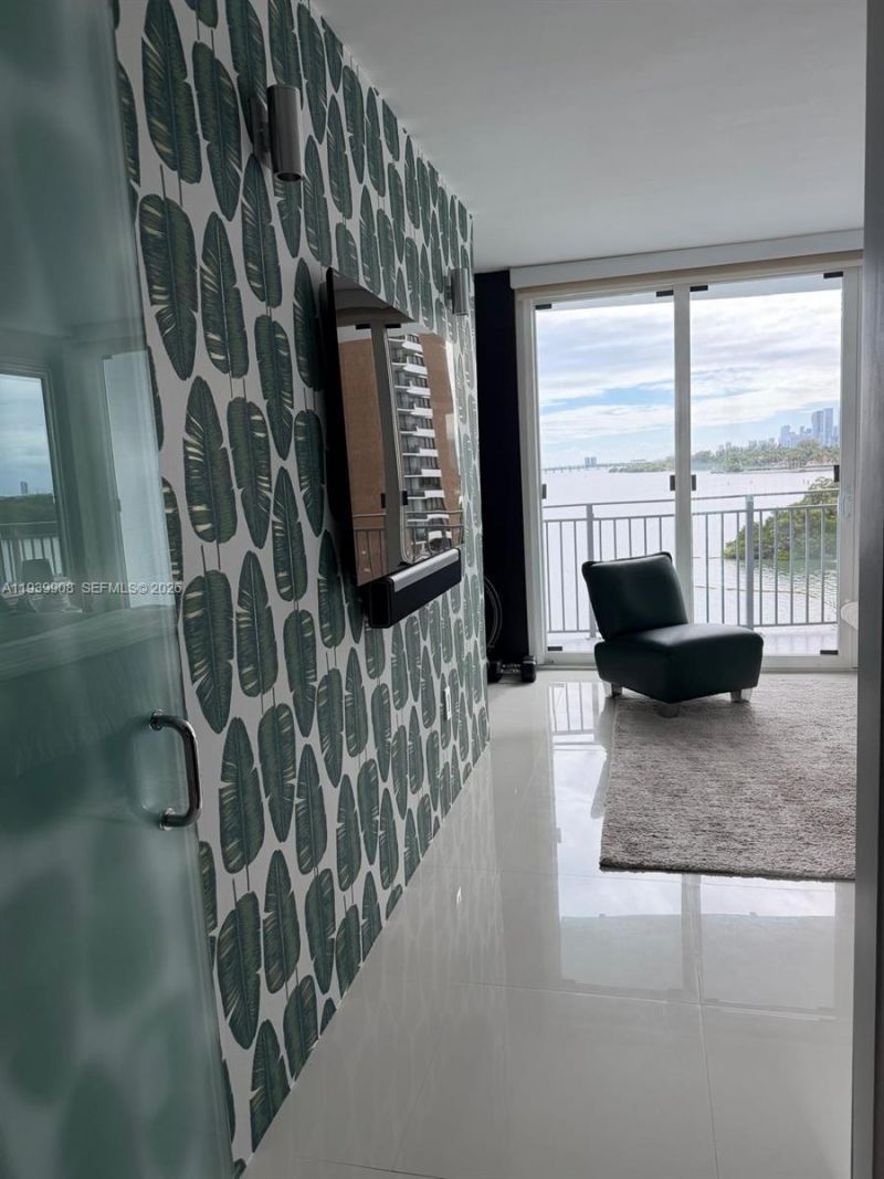 770 NE 69th St, Unit 6F, Miami, FL 33138 Photo