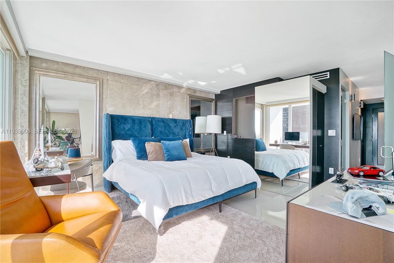 770 NE 69th St, Unit 6F, Miami, FL 33138 Photo