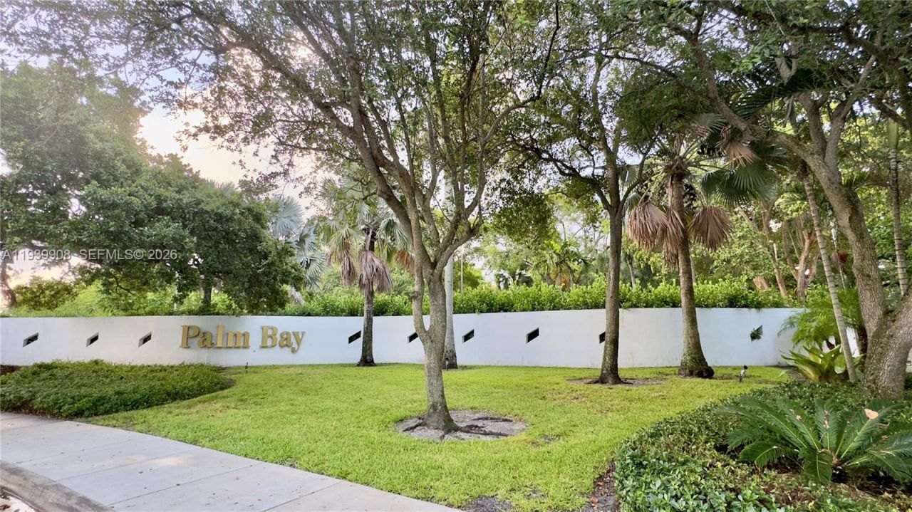 770 NE 69th St, Unit 6F, Miami, FL 33138 Photo