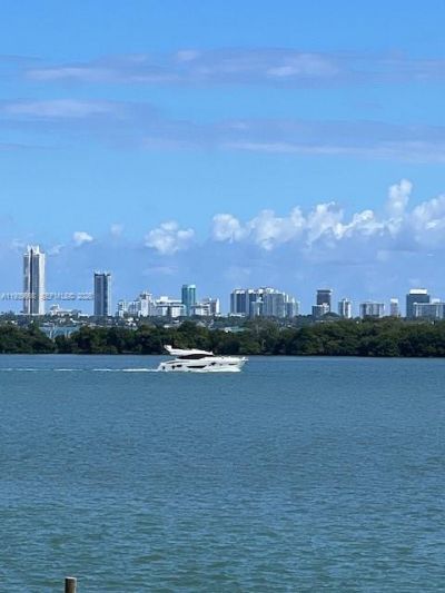 770 NE 69th St, Unit 6F, Miami, FL 33138 Photo