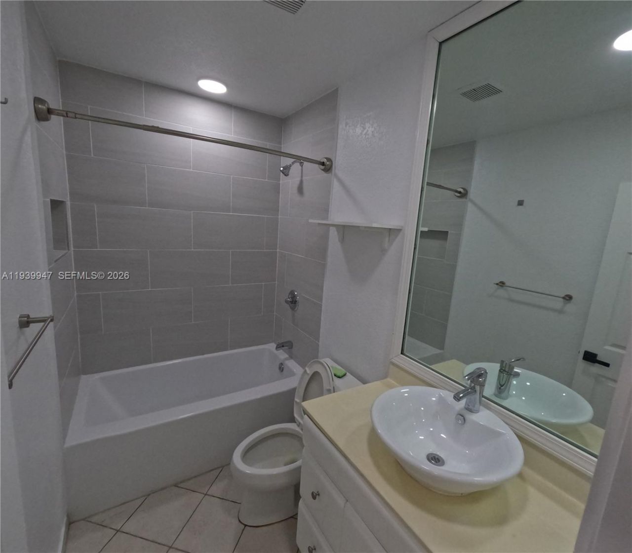 1423 Holly Heights Dr, Unit 15, Fort Lauderdale, FL 33304 Photo
