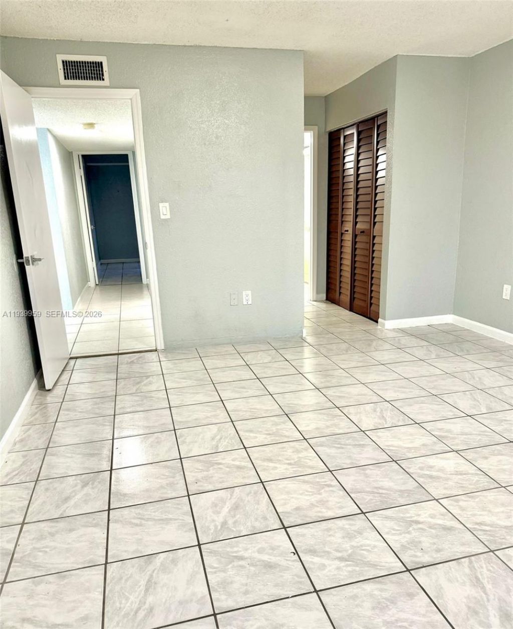 220 W 68th St, Unit 101, Hialeah, FL 33014 Photo