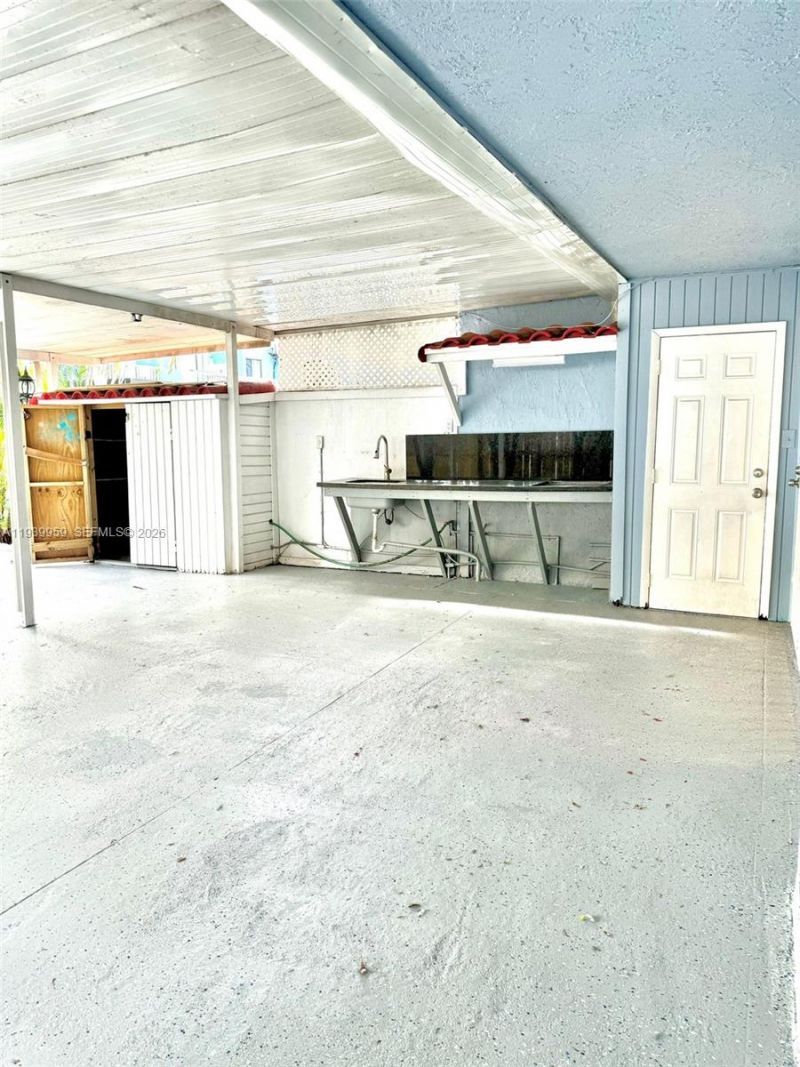 220 W 68th St, Unit 101, Hialeah, FL 33014 Photo