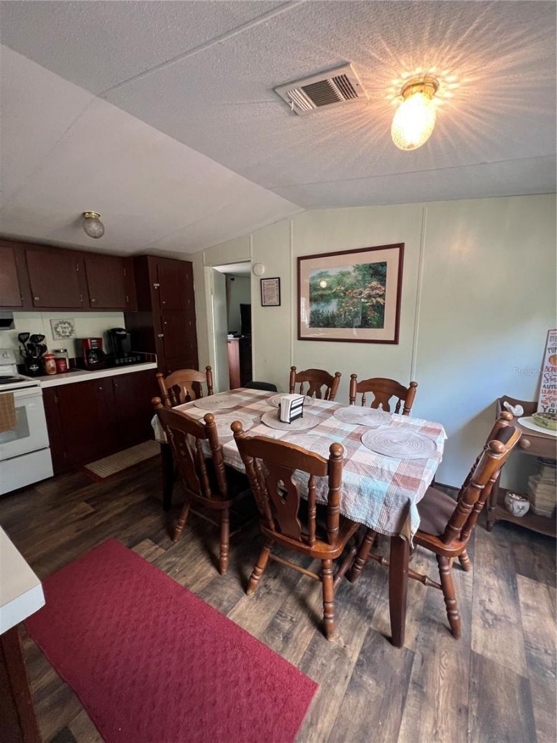 589 SW Cumorah Hill Street, Fort White, FL 32038 Photo