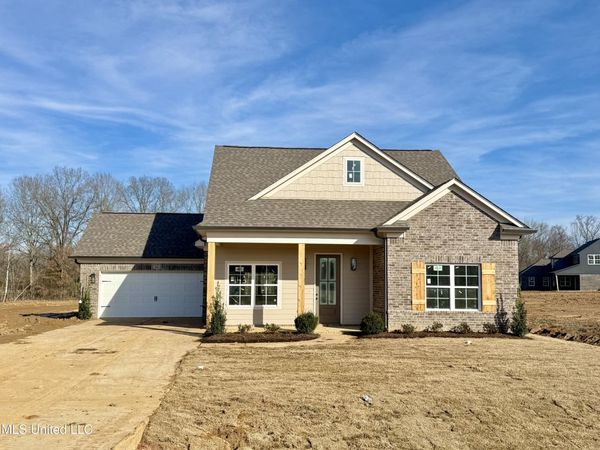 448 Wells Drive, Hernando, MS 38632