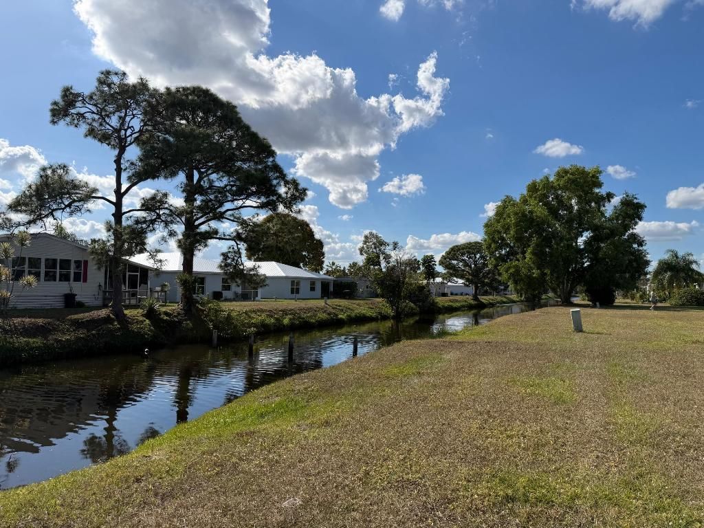 47 El Camino Real, Port Saint Lucie, FL 34952 Photo