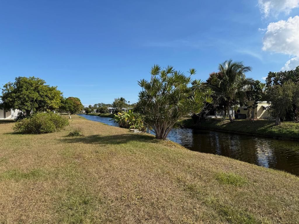 47 El Camino Real, Port Saint Lucie, FL 34952 Photo