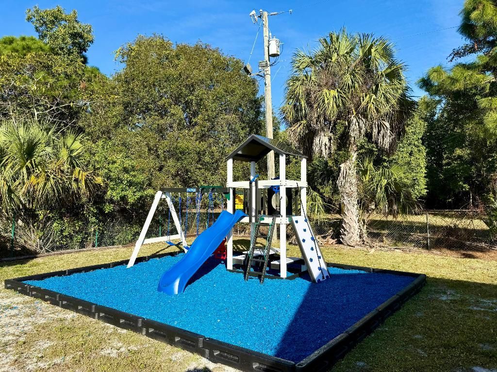 2525 S 25th Street, Fort Pierce, FL 34981 Photo