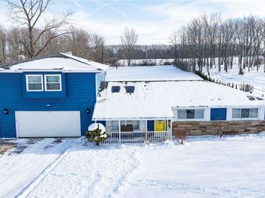 7771 Lester Drive, Leroy, OH 44077