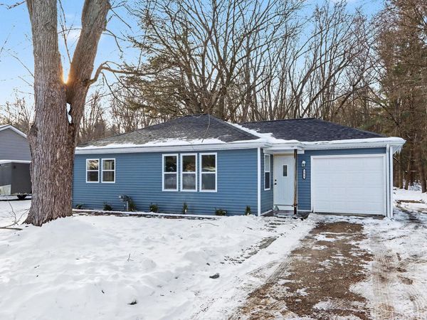 9624 S Sprinkle Road, Portage, MI 49002