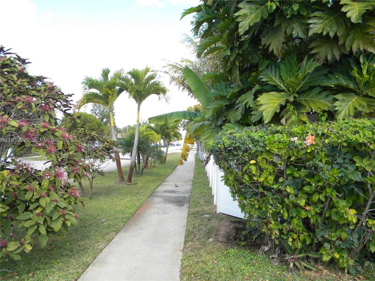 7527 SW 7th Ct, North Lauderdale, FL 33068 Photo