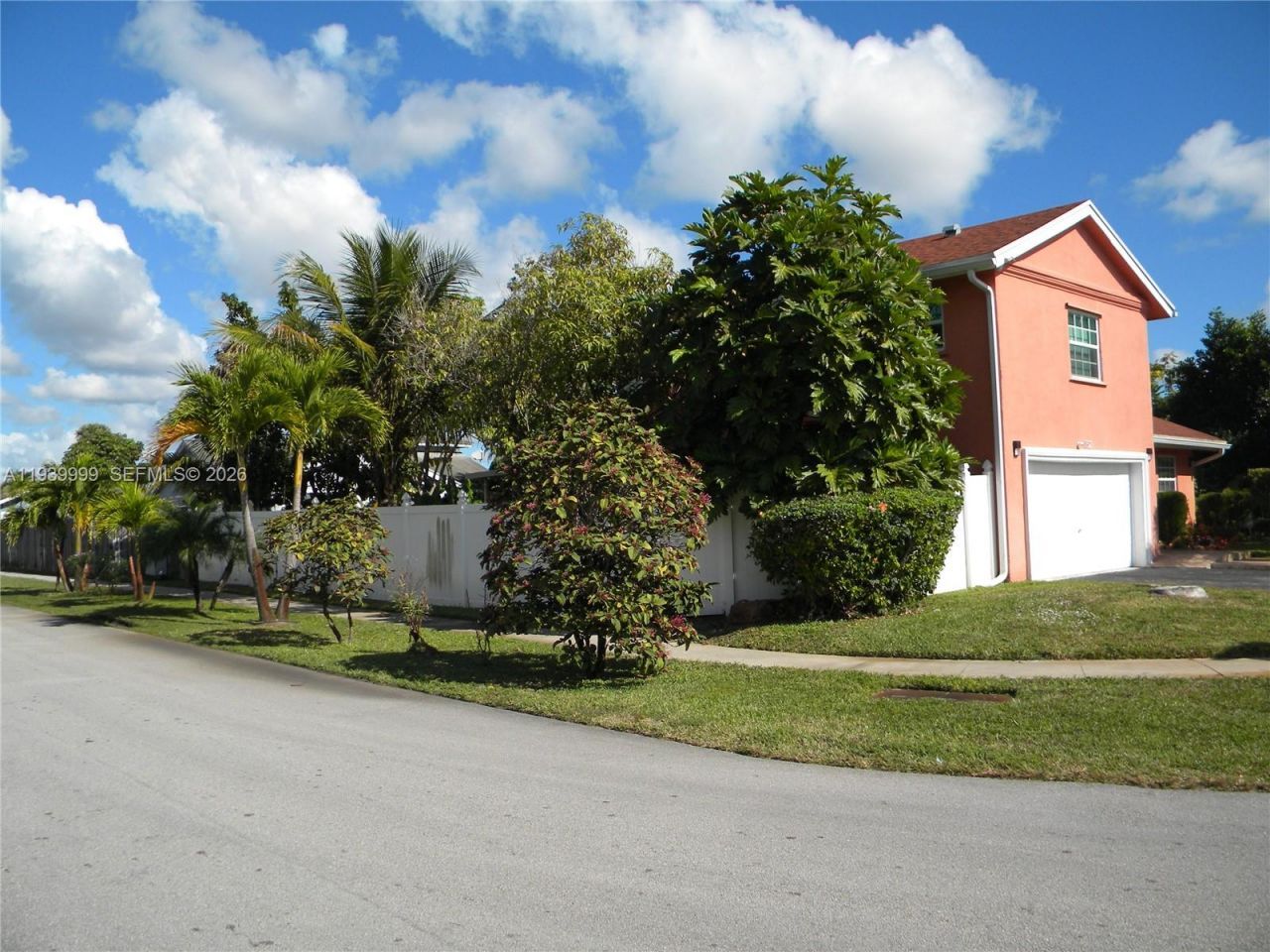 7527 SW 7th Ct, North Lauderdale, FL 33068 Photo