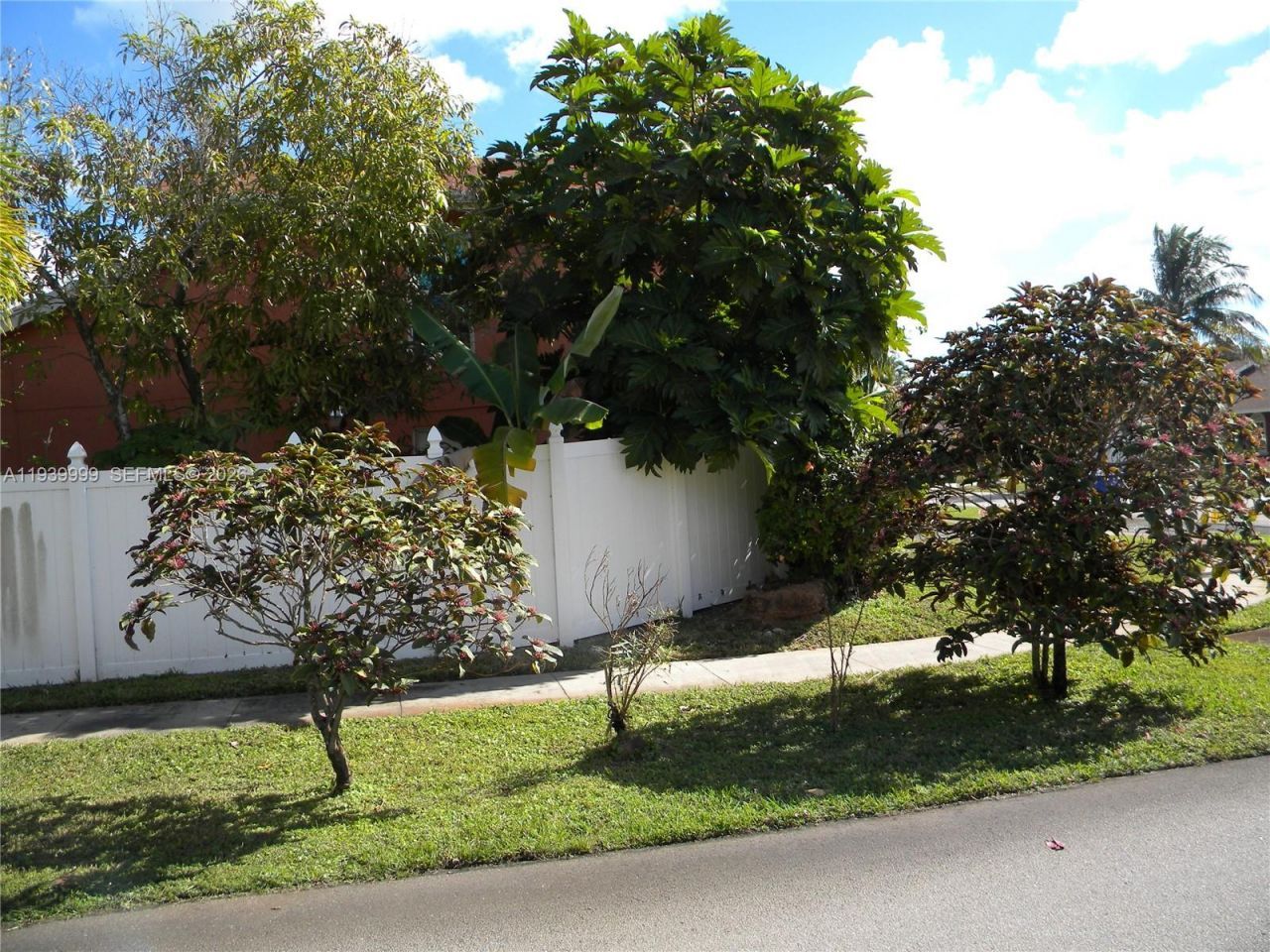 7527 SW 7th Ct, North Lauderdale, FL 33068 Photo