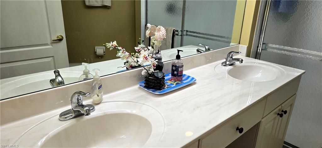 12100 Summergate Cir, Unit 203, Fort Myers, FL 33913 Photo
