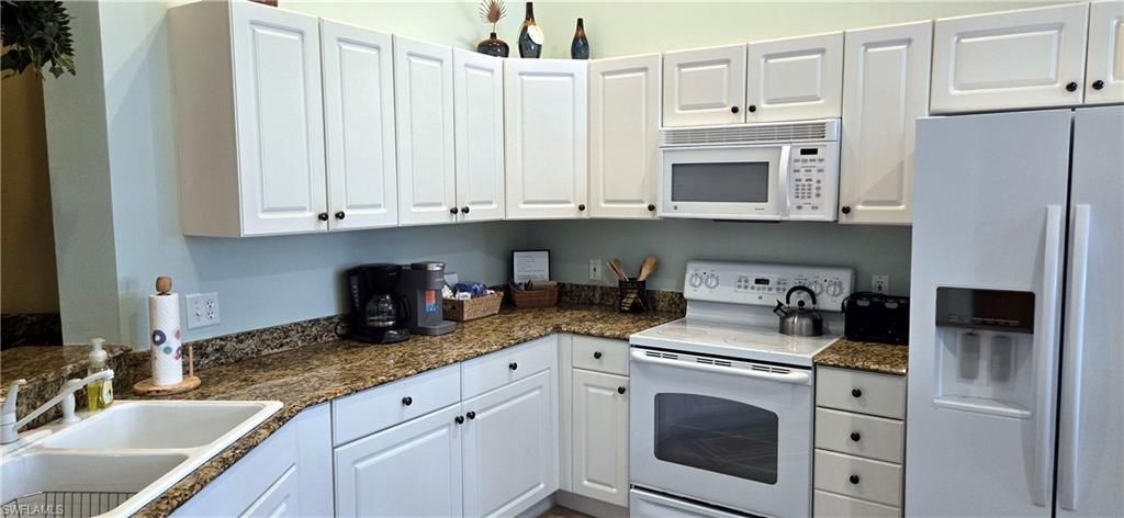 12100 Summergate Cir, Unit 203, Fort Myers, FL 33913 Photo