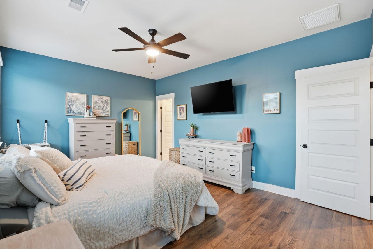 5106 Park Creek Avenue Photo 15