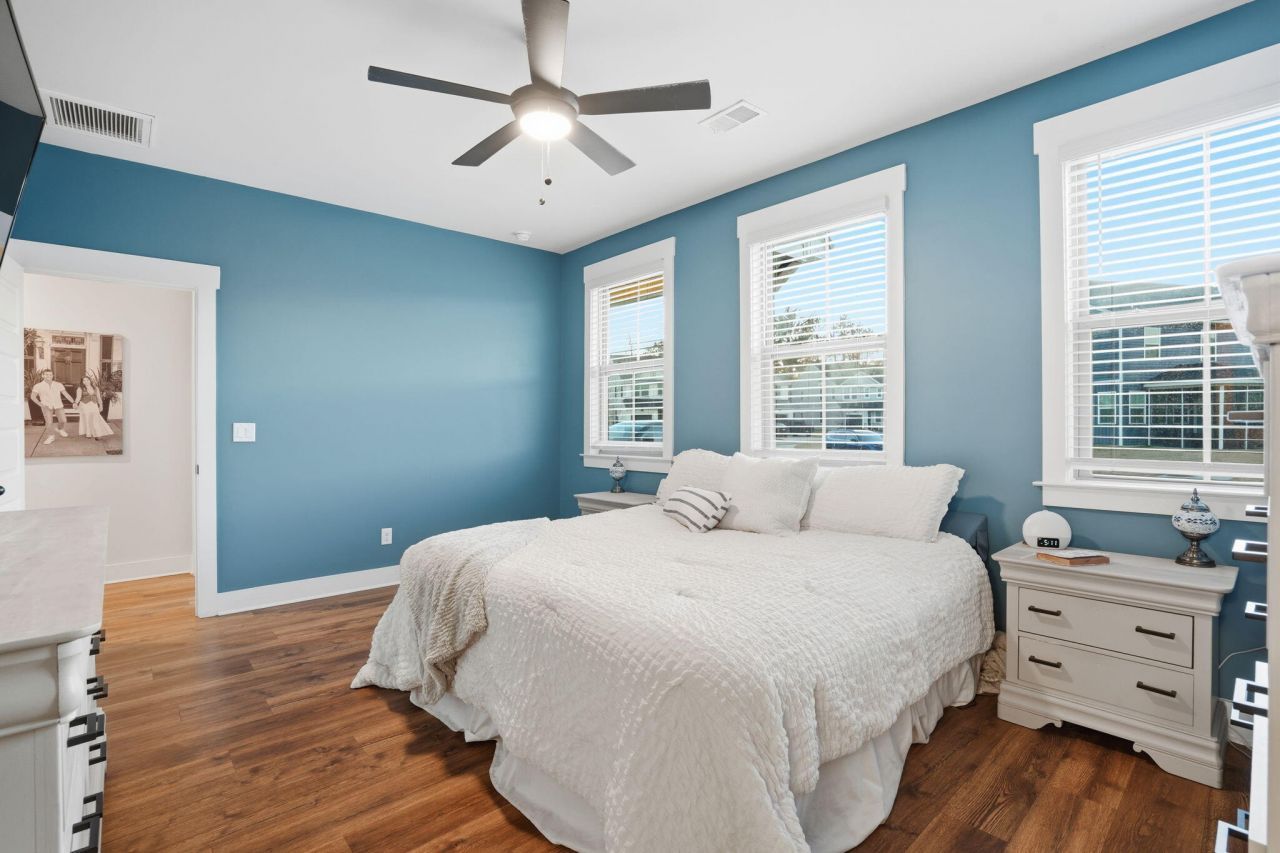 5106 Park Creek Avenue Photo 16