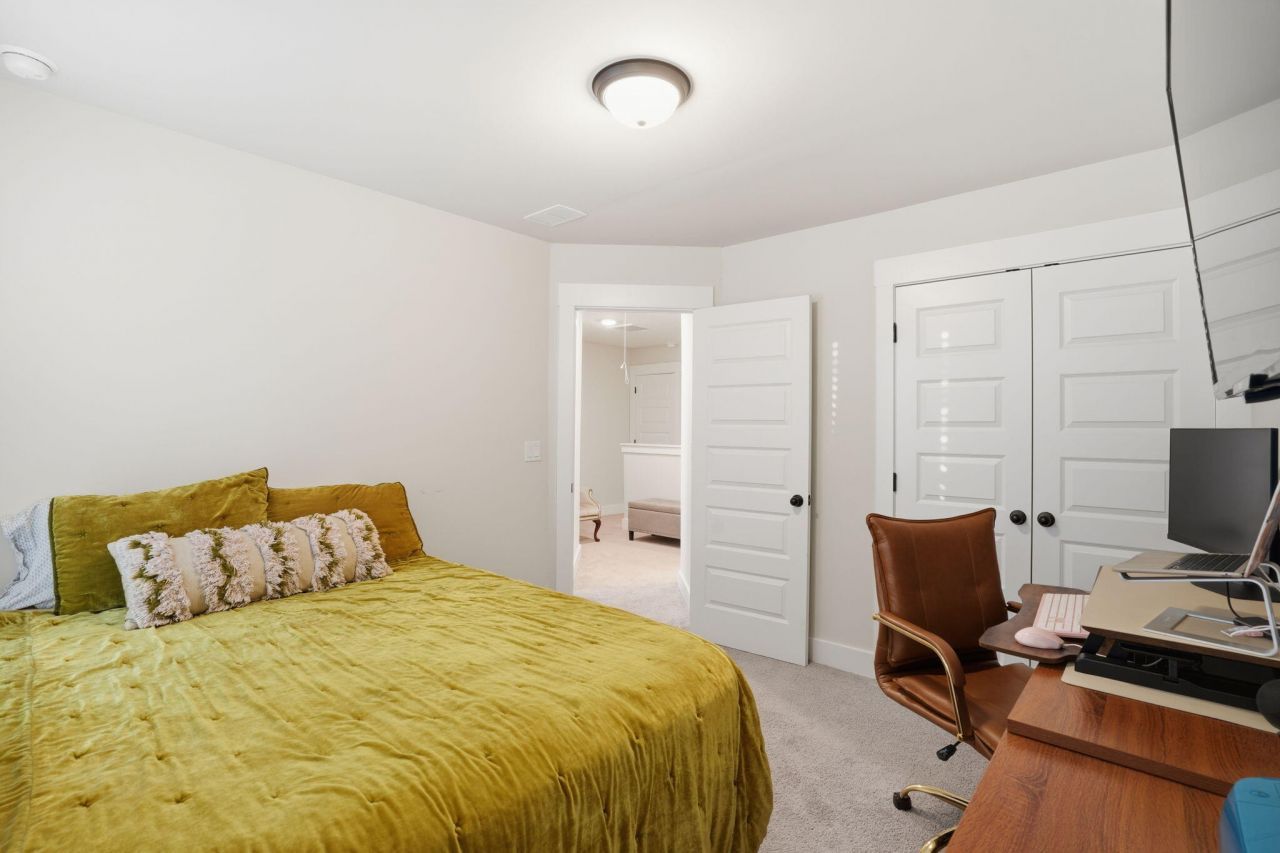 5106 Park Creek Avenue Photo 22