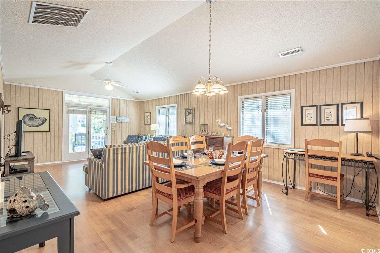 14 Cottage Ct. Photo 10