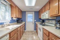 14 Cottage Ct. photo 4