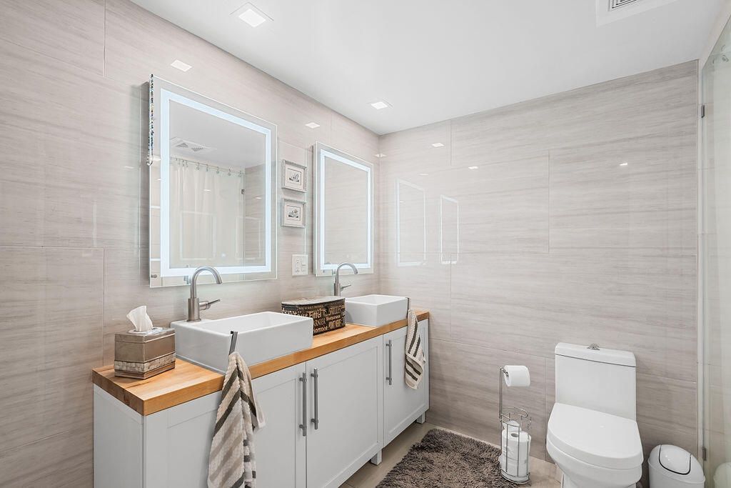 20 Yacht Club Drive, Unit 107, North Palm Beach, FL 33408 Photo