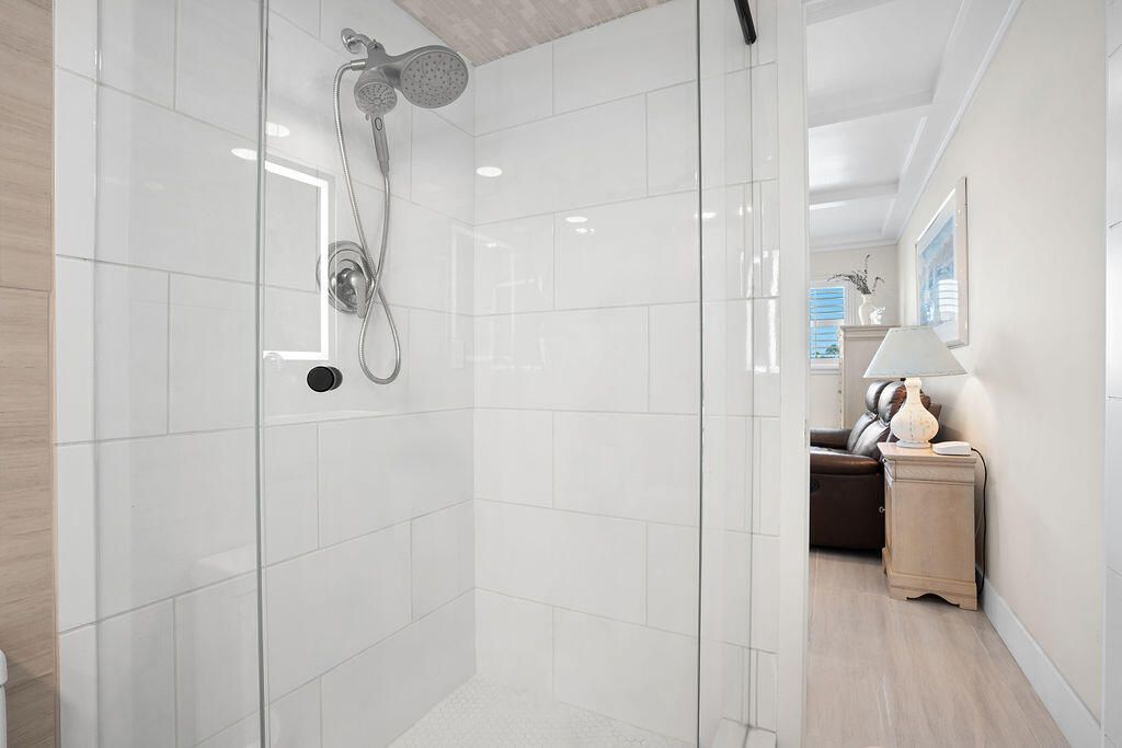 20 Yacht Club Drive, Unit 107, North Palm Beach, FL 33408 Photo