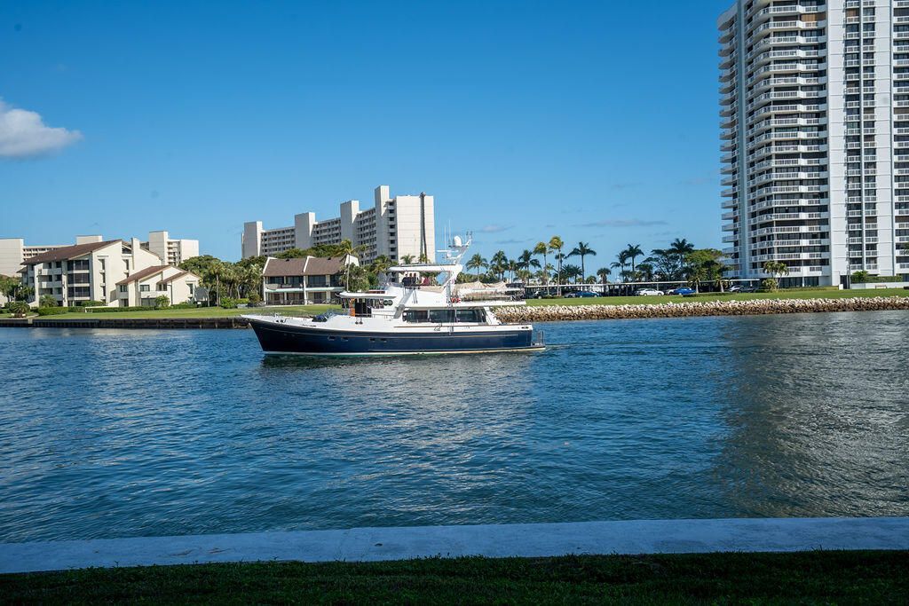 20 Yacht Club Drive, Unit 107, North Palm Beach, FL 33408 Photo