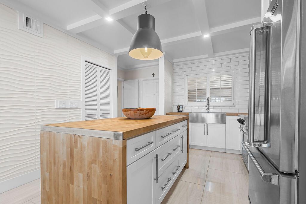 20 Yacht Club Drive, Unit 107, North Palm Beach, FL 33408 Photo