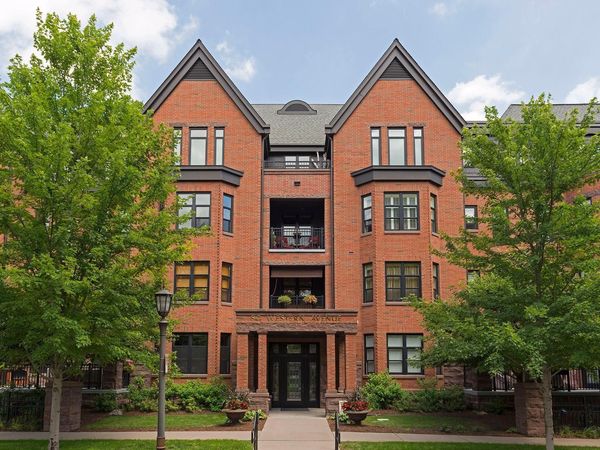 80 Western Avenue N, Unit 105, Saint Paul, MN 55102