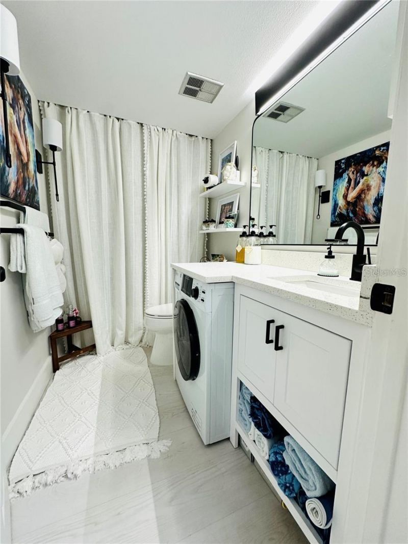 1555 Tarpon Center Drive, Unit 135, Venice, FL 34285 Photo