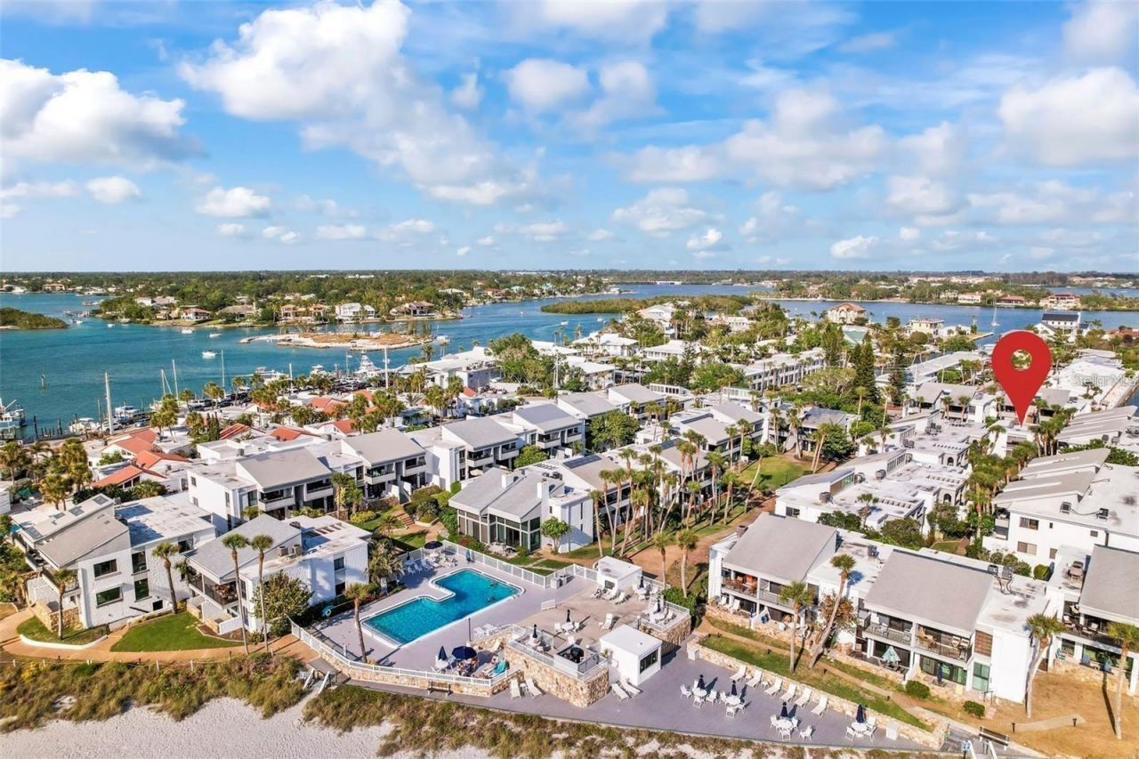 1555 Tarpon Center Drive, Unit 135, Venice, FL 34285 Photo