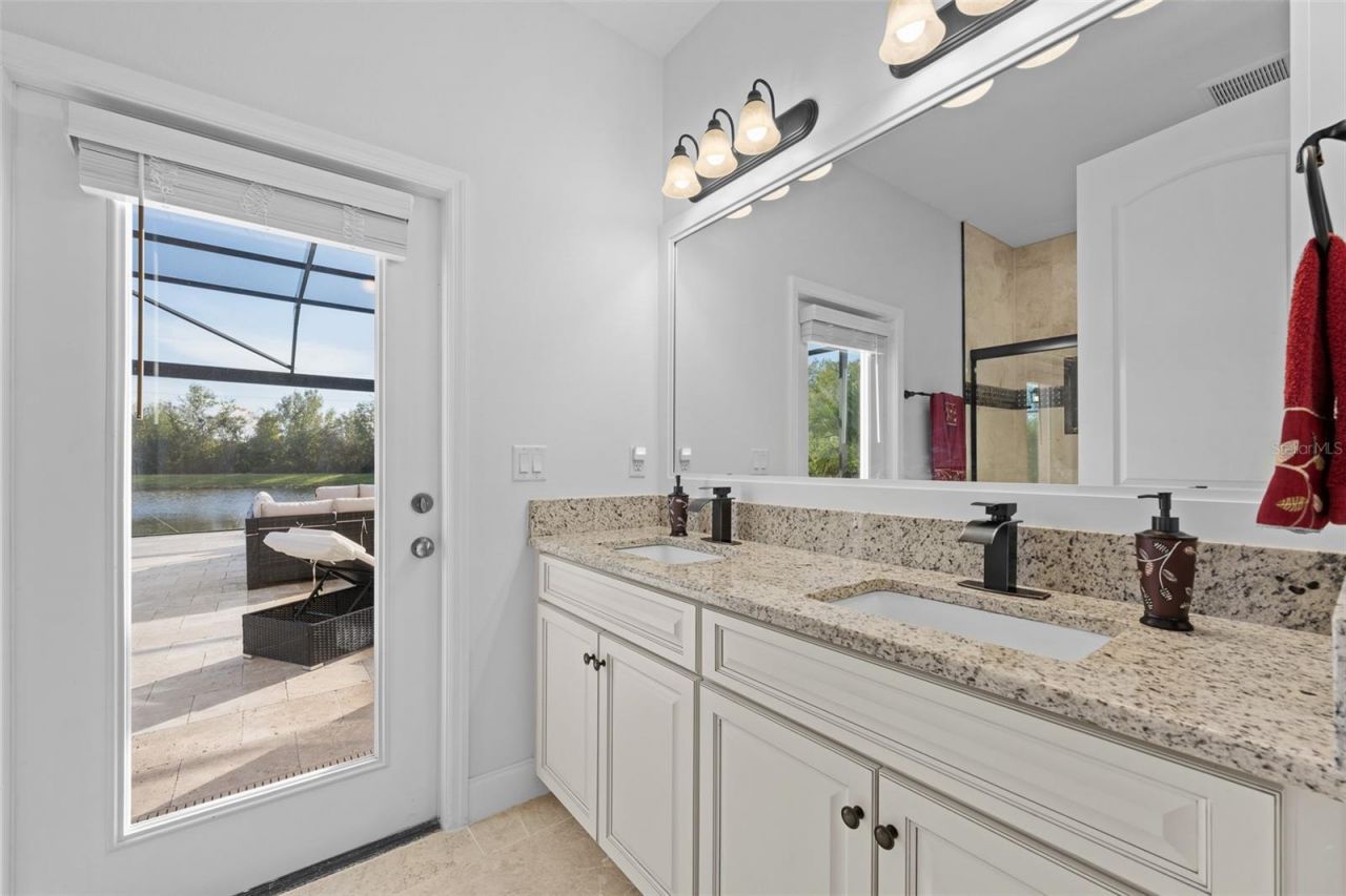 33376 Kateland Drive, Wesley Chapel, FL 33545 Photo