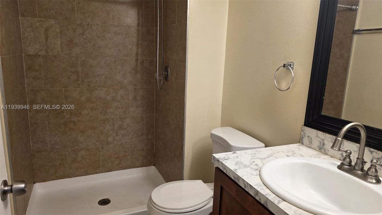 15304 SW 72nd St, Unit 28-14, Miami, FL 33193 Photo