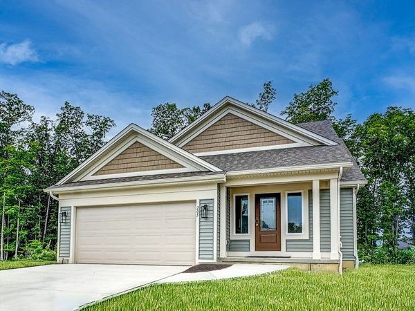 6109 Caleb Ct Court, Farmington, NY 14425