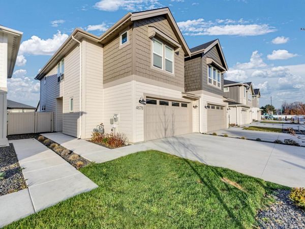 4678 W Riva Capri, Meridian, ID 83646