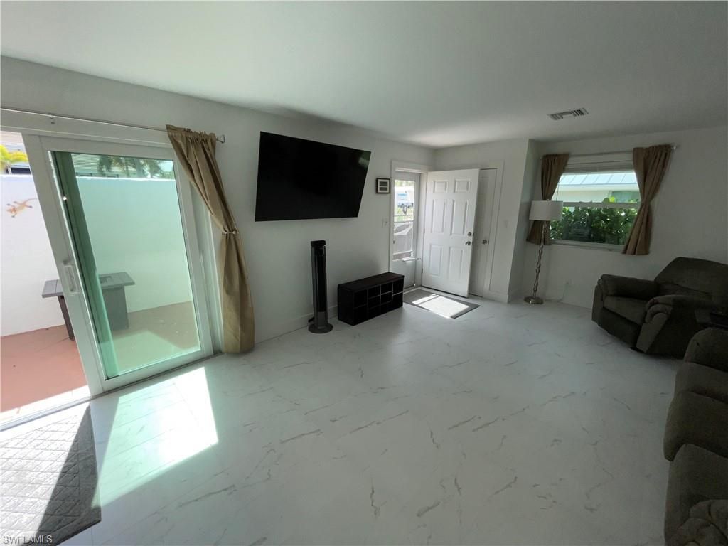 1425 Curlew Ave, Unit 2-1, Naples, FL 34102 Photo