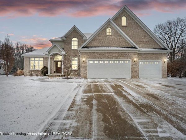 2658 Sanibel Hollow, Holt, MI 48842