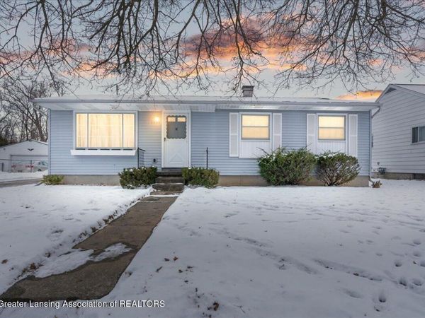 1301 S Briarfield Drive, Lansing, MI 48910