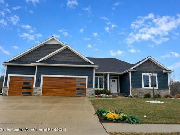 6077 Sleepy Hollow Lane, East Lansing, MI 48823