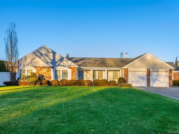 6 Hillview Court, Commack, NY 11725
