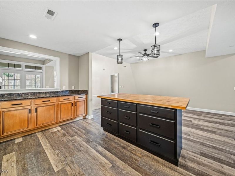 11195 Caddie Lane, Concord, OH 44077 Photo 9