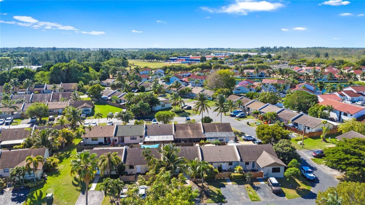 1328 Woodpecker St, Homestead, FL 33035 Photo