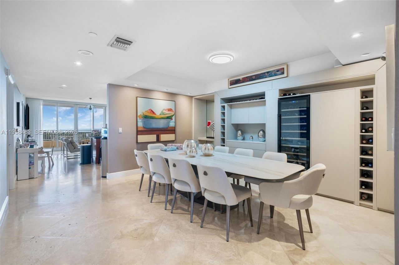 799 Crandon Blvd, Unit 908, Key Biscayne, FL 33149 Photo