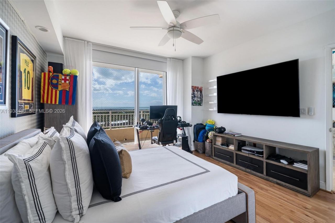 799 Crandon Blvd, Unit 908, Key Biscayne, FL 33149 Photo