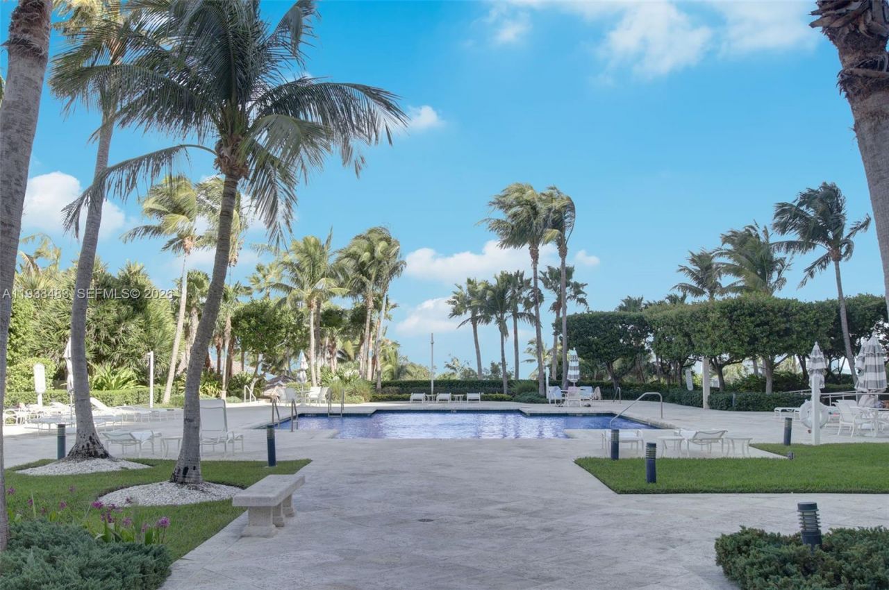 799 Crandon Blvd, Unit 908, Key Biscayne, FL 33149 Photo