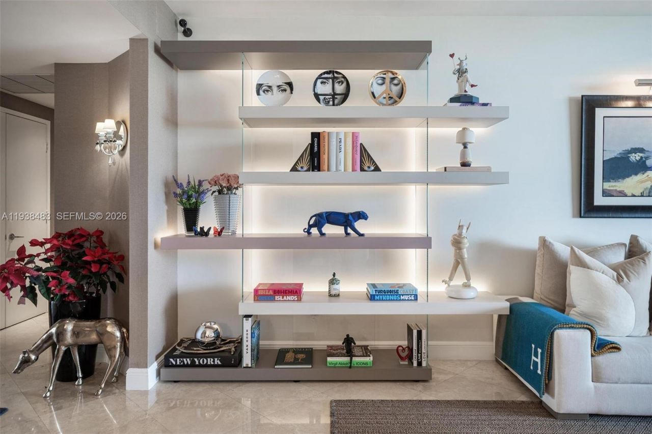 799 Crandon Blvd, Unit 908, Key Biscayne, FL 33149 Photo