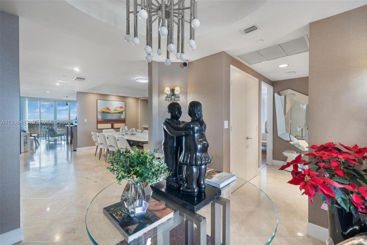 799 Crandon Blvd, Unit 908, Key Biscayne, FL 33149 Photo