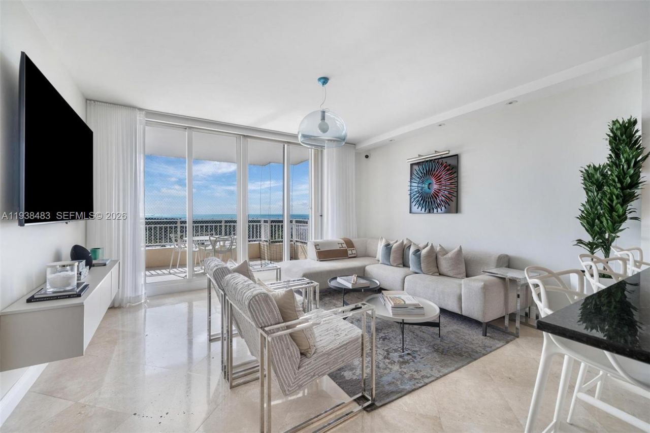 799 Crandon Blvd, Unit 908, Key Biscayne, FL 33149 Photo